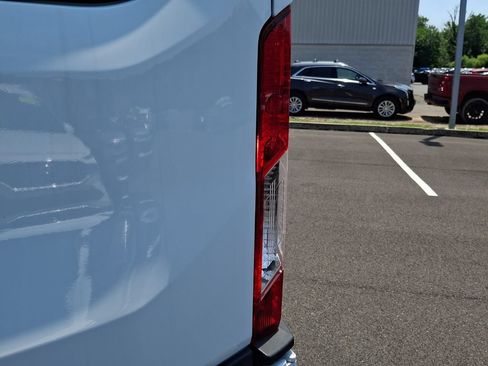 Used 2024 Ford Transit 250 Low Roof w/ Exterior Upgrade Package RWD image 27