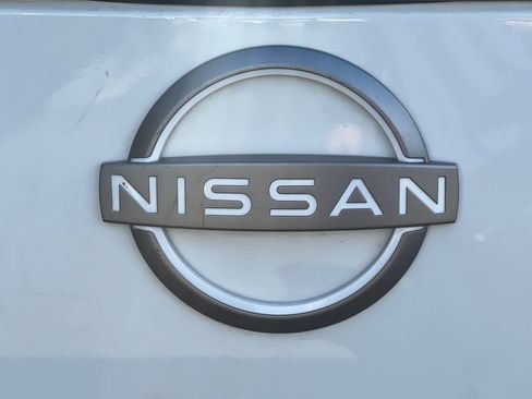 Certified 2023 Nissan Frontier S image 16