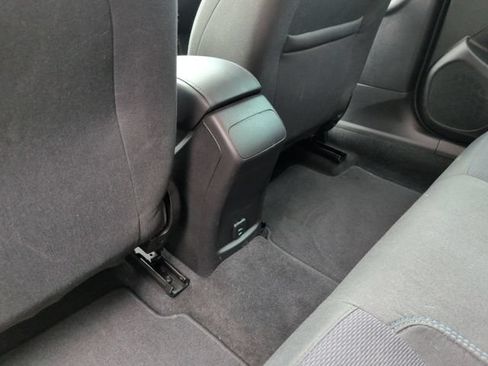 Used 2018 Chevrolet Cruze LT FWD image 27
