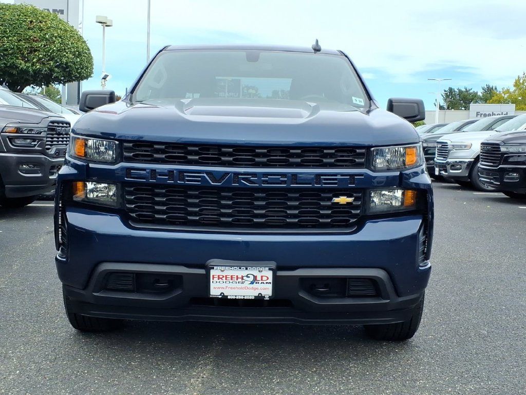 Used 2021 Chevrolet Silverado 1500 Custom AWD/4WD image 2