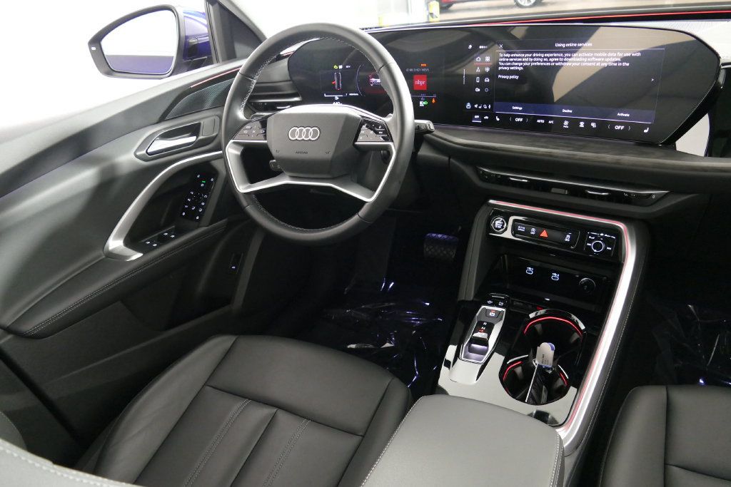 Certified 2025 Audi Q5 Premium w/ Convenience Package AWD/4WD image 22