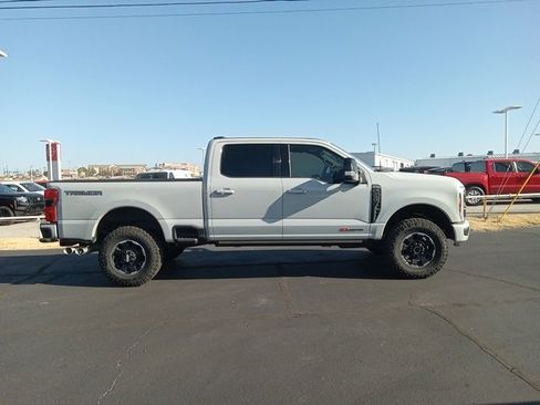 Used 2025 Ford F250 Platinum w/ Tremor Off-Road Package image 8