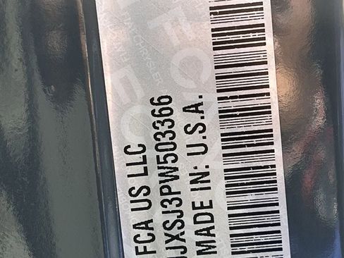 Used 2023 Jeep Wrangler Unlimited Rubicon 392 image 28