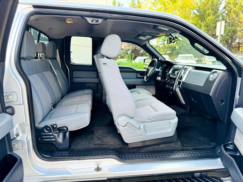 Used 2013 Ford F150 XLT w/ Luxury Equipment Group image 17