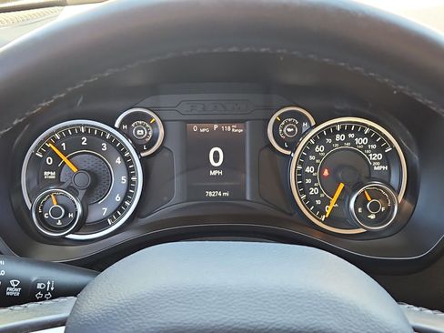 Used 2019 RAM 1500 Big Horn RWD image 16