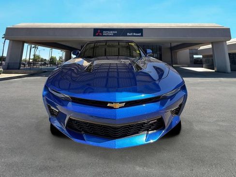 Used 2016 Chevrolet Camaro SS RWD image 2