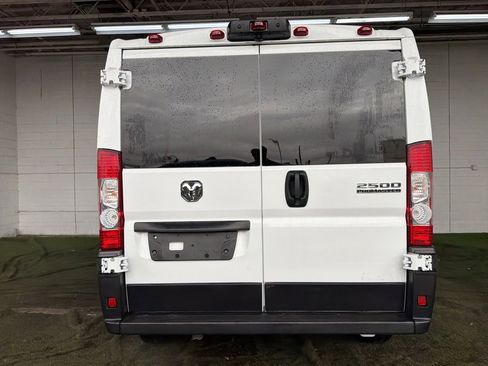 Used 2025 RAM ProMaster 2500 w/ U-Haul Equipment Group image 10