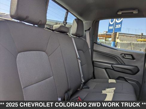 Used 2025 Chevrolet Colorado W/T RWD image 20