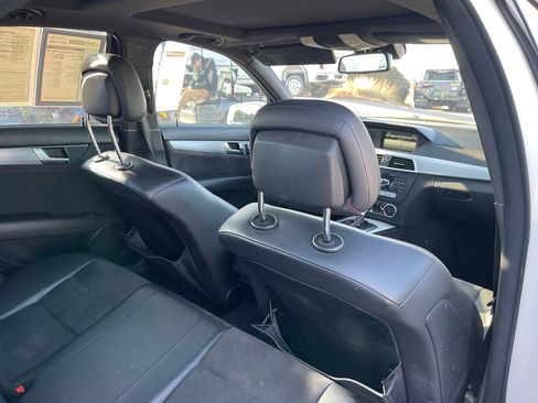 Used 2014 Mercedes-Benz C 300 4MATIC Sedan image 28