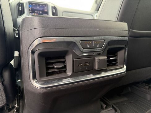 Used 2019 GMC Sierra 1500 SLT w/ SLT Premium Package AWD/4WD image 32