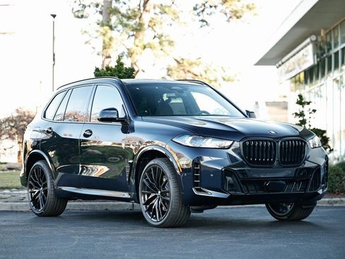 New 2026 BMW X5 sDrive40i w/ M Sport Package image 1