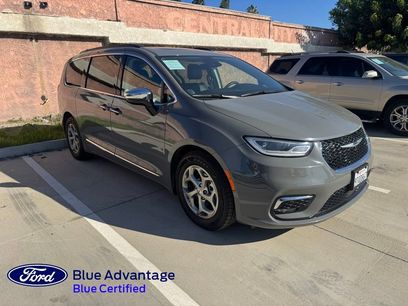 Used 2023 Chrysler Pacifica Limited