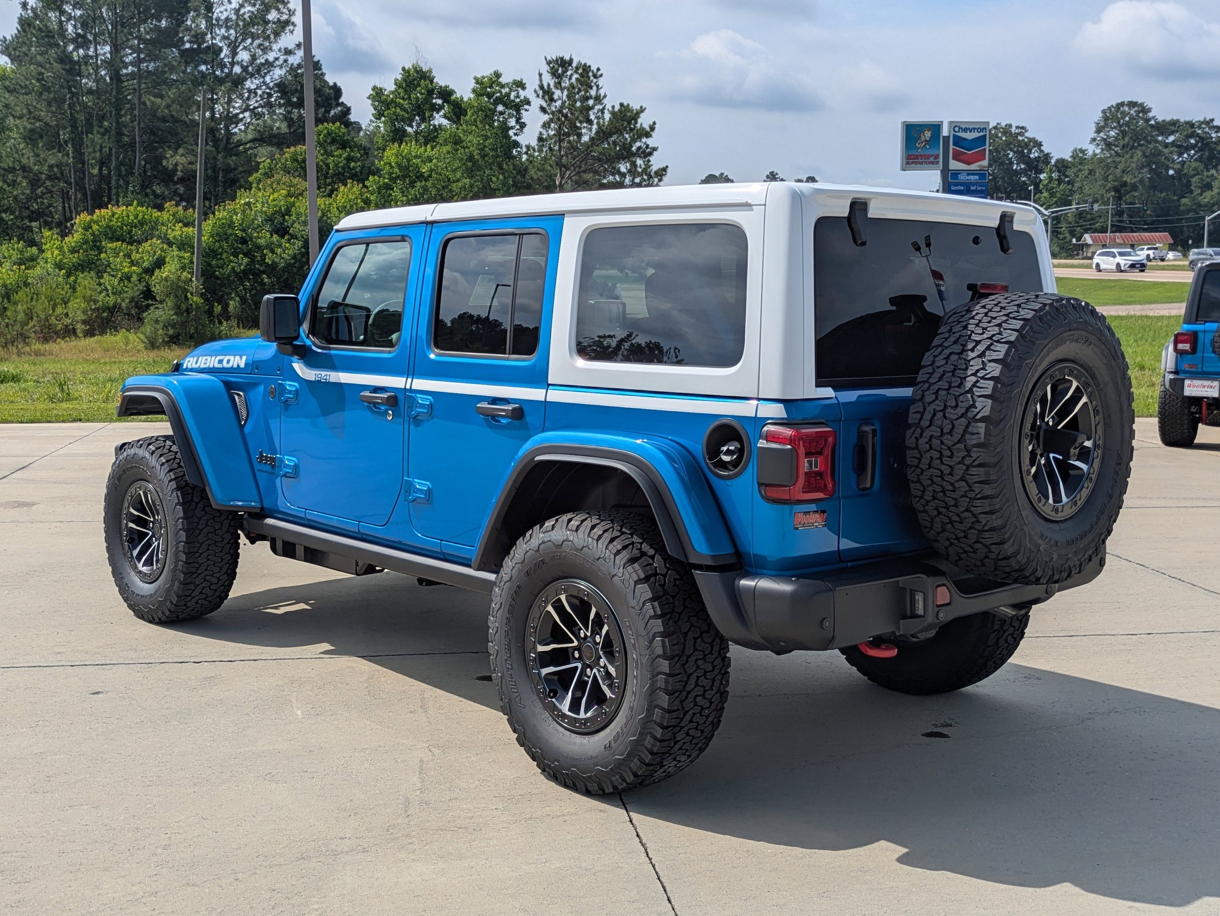 New 2026 Jeep Wrangler Unlimited Rubicon AWD/4WD image 6