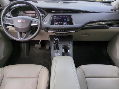 Used 2021 Cadillac XT4 Premium Luxury w/ Driver Awareness Package image 15