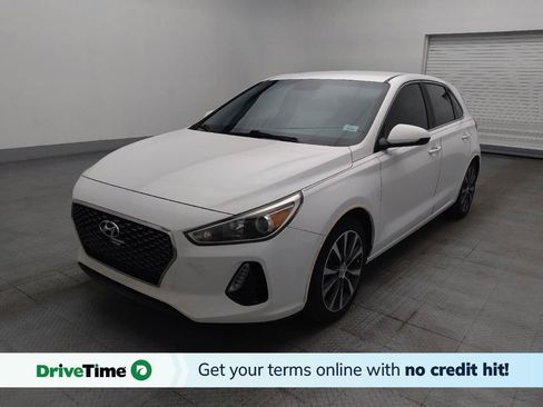 Used 2018 Hyundai Elantra GT FWD image 1