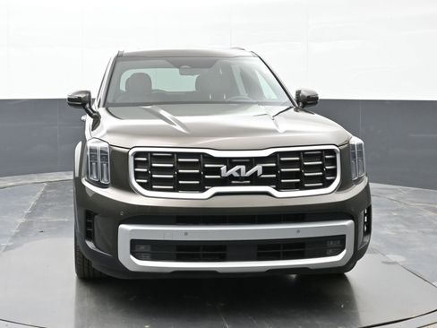 Used 2023 Kia Telluride SX Prestige image 3