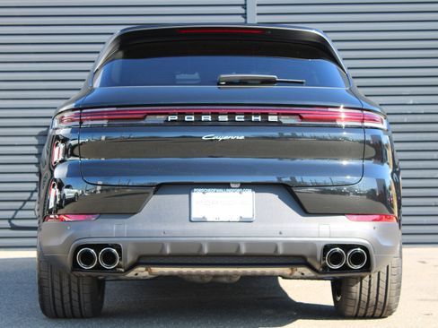 New 2026 Porsche Cayenne image 6