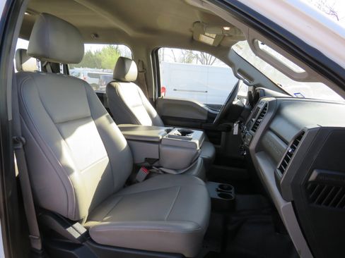 Used 2017 Ford F250 XL w/ Power Equipment Group image 16