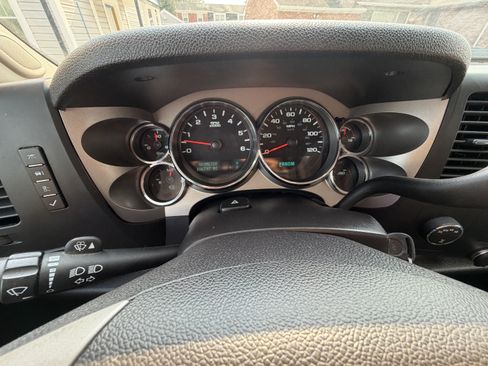 Used 2013 GMC Sierra 1500 SLE w/ Power Tech Package AWD/4WD image 11