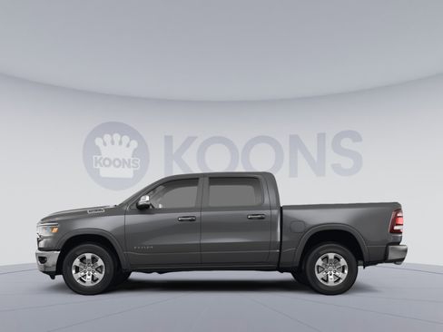 Used 2022 RAM 1500 Laramie AWD/4WD image 2