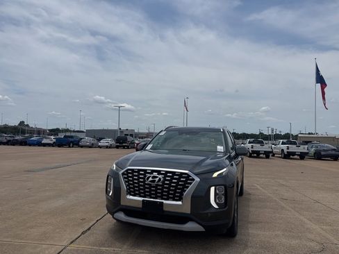 Used 2020 Hyundai Palisade SEL w/ Convenience Package FWD image 6