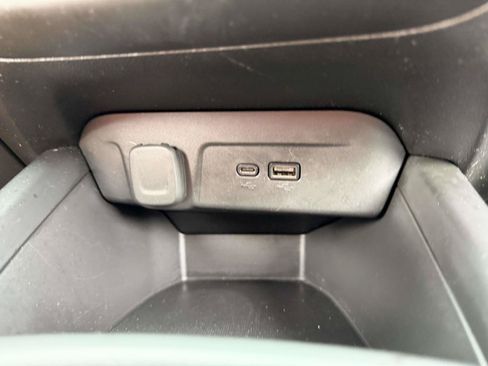 Certified 2024 Chevrolet Trax RS w/ Driver Confidence Package FWD image 19