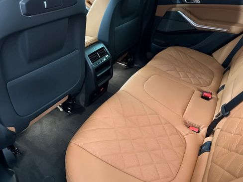 New 2026 BMW X5 xDrive40i AWD/4WD image 4