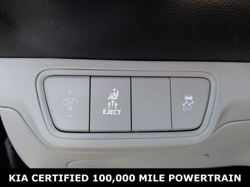 Certified 2023 Kia Forte LXS FWD image 17