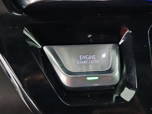 Certified 2025 GMC Sierra 1500 Denali RWD image 23