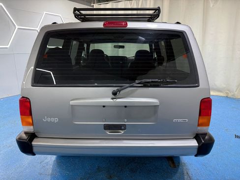 Used 2000 Jeep Cherokee Sport image 6