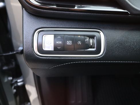 Used 2026 Buick Enclave Avenir w/ Super Cruise Package FWD image 23