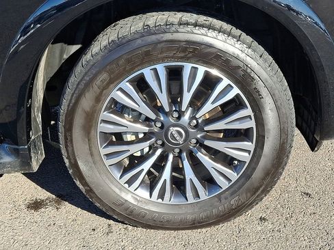 Certified 2024 Nissan Armada SL w/ Midnight Edition Package image 8