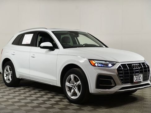Certified 2023 Audi Q5 2.0T Premium w/ Convenience Package image 7