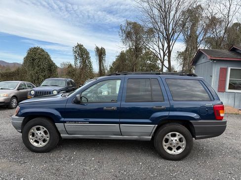 Used 2000 Jeep Grand Cherokee Laredo image 2