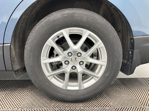 Certified 2024 Chevrolet Equinox LS w/ LS Convenience Package FWD image 11