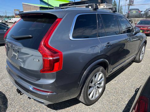 Used 2018 Volvo XC90 T6 Inscription w/ Convenience Package AWD/4WD image 3