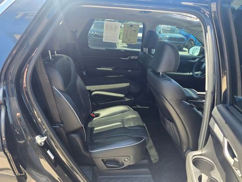 Used 2023 Hyundai Palisade Limited FWD image 40