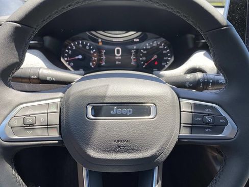 New 2026 Jeep Compass Latitude AWD/4WD image 11
