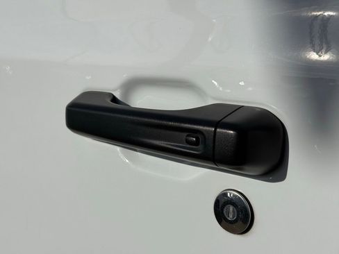 Used 2024 Jeep Wrangler Sahara w/ Technology Group image 10