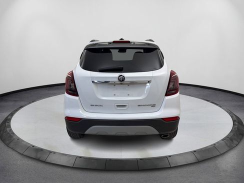 Used 2018 Buick Encore Sport Touring image 6