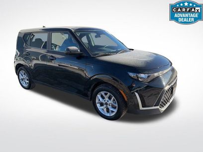 Used 2023 Kia Soul LX w/ LX Technology Package
