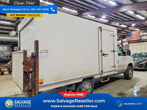 Used 2011 Ford E-350 and Econoline 350 Super Duty image 4