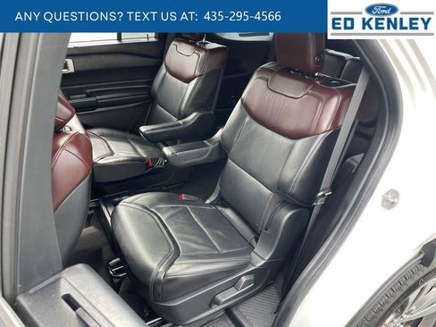 Used 2020 Ford Explorer Platinum w/ Premium Technology Package AWD/4WD image 8
