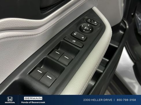 Used 2023 Honda Odyssey EX-L image 18