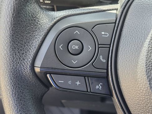 Used 2024 Toyota RAV4 LE FWD image 23