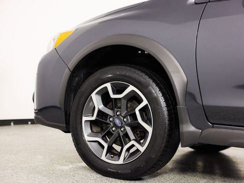 Used 2017 Subaru Crosstrek 2.0i Premium image 6