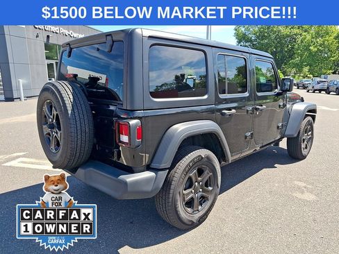 Used 2022 Jeep Wrangler Unlimited Sport AWD/4WD image 9