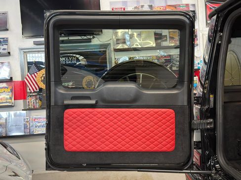 Used 2020 Mercedes-Benz G 63 AMG 4MATIC image 28