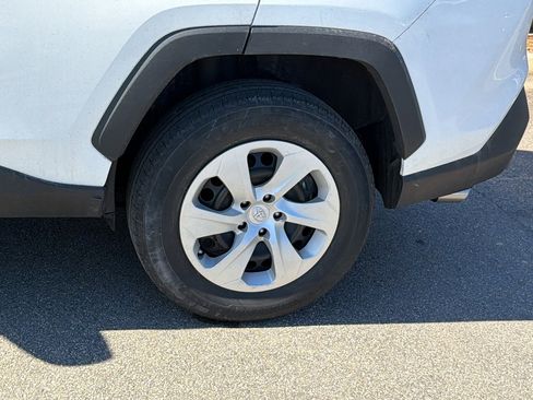 Used 2024 Toyota RAV4 LE image 12