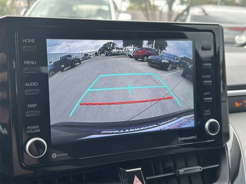 Used 2022 Toyota Corolla LE image 24